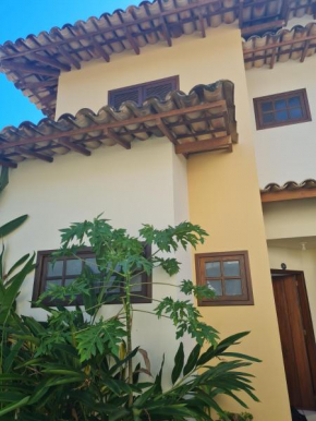 Casa confortável condomínio prox. Centro Histórico